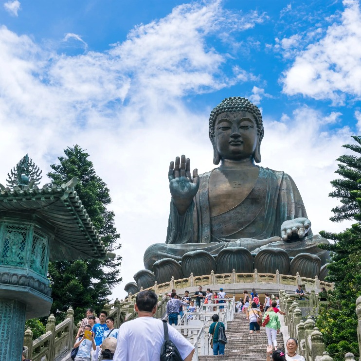 Tian Tan Buddha