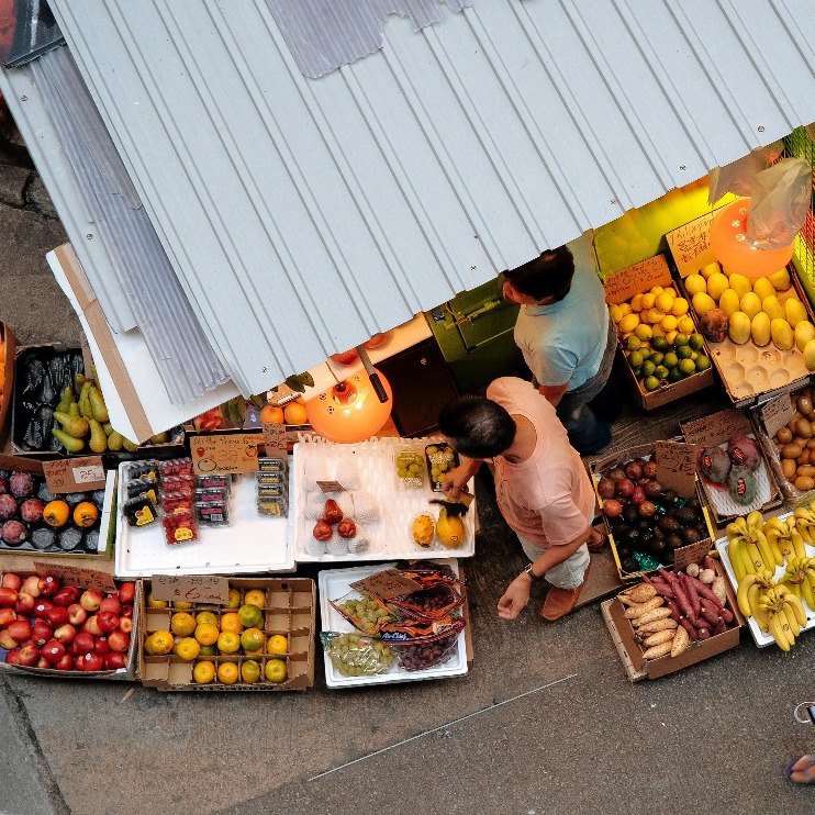 Shopping in Old Town Central – Graham Street Market